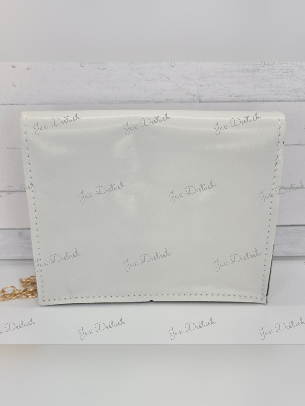 Women's White Crossbody Bag with Gold Hardware PR395 - Picture 2 of 5
